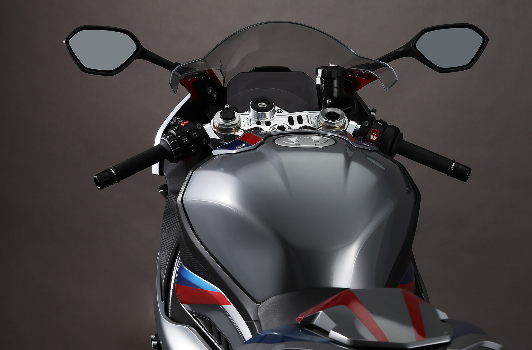 （正規品）アエラ S1000RR トップブリッジ MotoGPデザイン BMW S1000RR カラー：シャンパンゴールド AELLA バイク